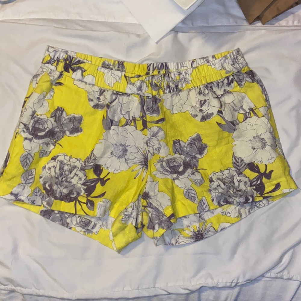 Kut from the Kloth Linen Shorts Size 6
